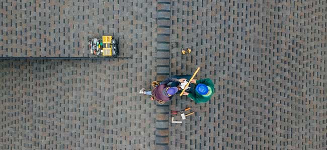 Illinois Roofing Contractor Did Not Give Roofers Fall Protection, OSHA Says -- Occupational Health & Safety - Vimarsana News