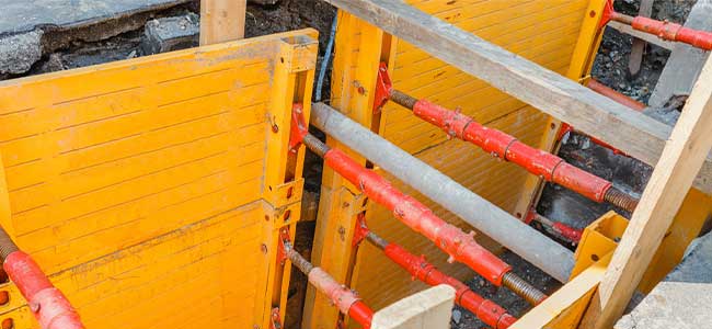 Worker Dies in Illinois Trench Collapse, OSHA Cites Company -- Occupational Health & Safety - Vimarsana News