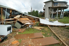 Circular homes in the path of Hurricane Katrina sustained no structural damage from high winds, Deltec Homes reports.