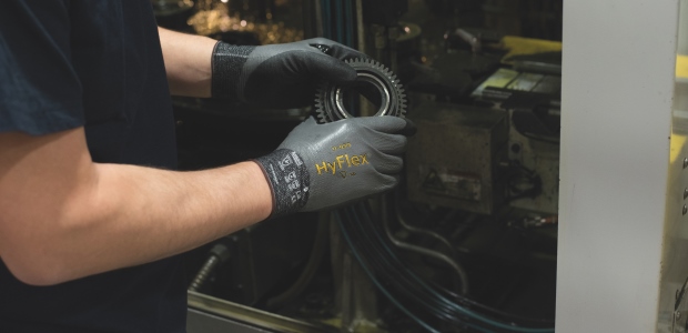 If a glove increases hand fatigue, it can cause chronic, degenerative conditions such as tendinitis and arthritis. It can lead to dropped objects, wasted inventory, and increased time off for workers. (Ansell photo)