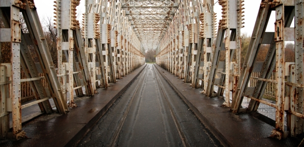 Dividing bridge components into smaller elements ensures that engineers understand the extent of bridge deterioration, according to DOT.