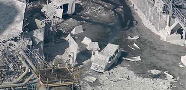 Four workers were treated for minor injuries after the explosion at the Torrance, Calif., refinery. The explosion