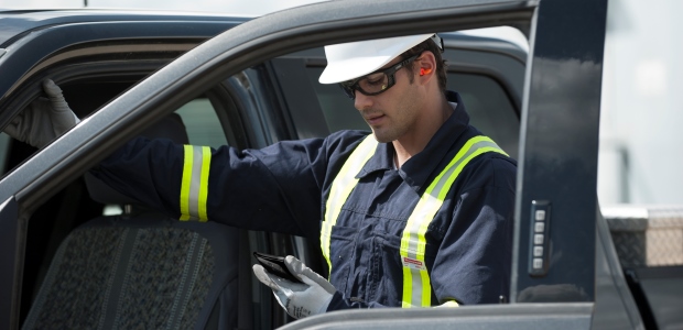 The safety manager can instantly see, via his or her own smartphone, tablet, laptop, etc., which worker is using which detector. (Honeywell Industrial Safety photo)