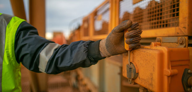 Modern PPE Creates Innovative, Comfortable Hand Protection Options for Workers  