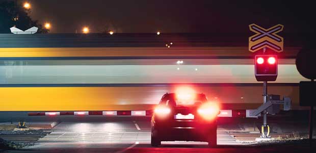Keeping Delivery Drivers Safe Near Railroads