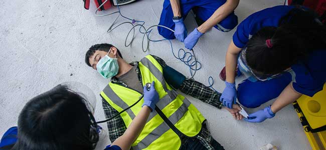 Empowering Workplace Safety: Essential Defib & CPR Practices