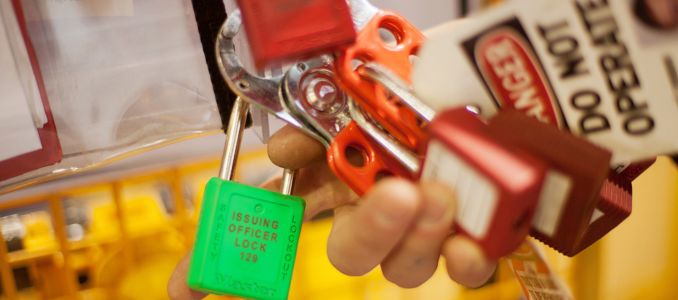 Lockout/tag out on industrial equipment 