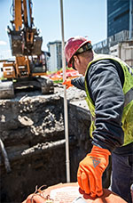 Ansell ActivArmr 97 013 Medium Duty HI VIZ